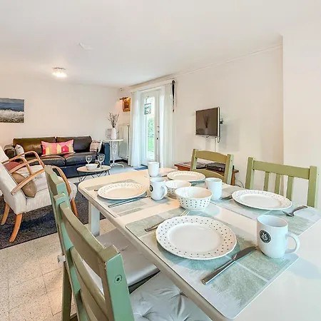 Apartment 1 Bedroom In