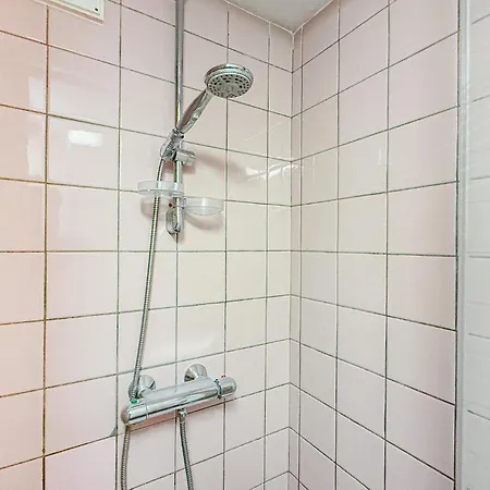 1 Bedroom In *